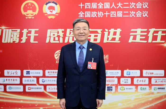 全国人大代表、中国工程院院士、人生就是博药业董事长肖伟：开发中药“经典名方”，让“好方”变“好药”
